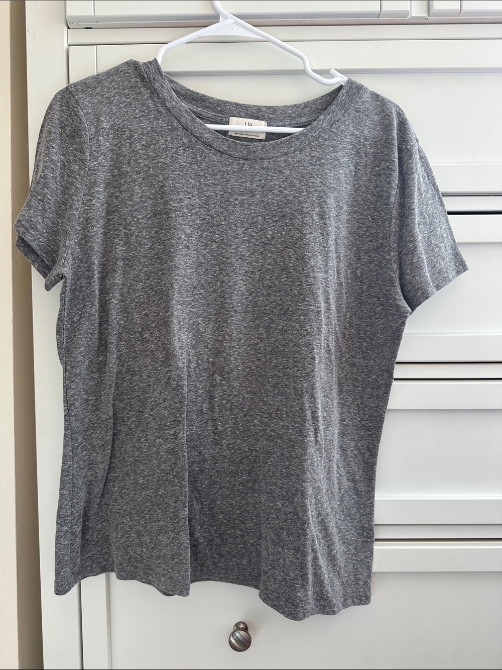 Basic Women's Short Sleeve Crewneck Tee - Gray